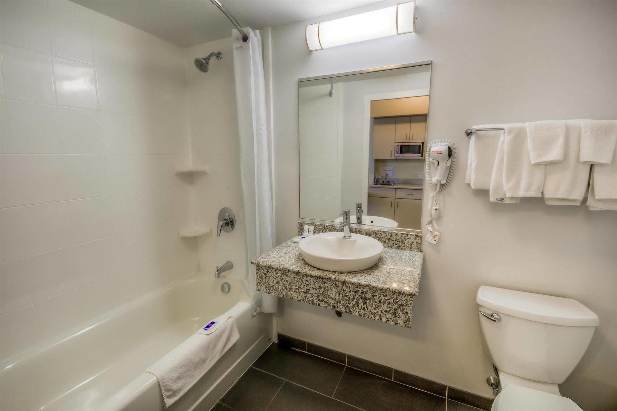 Motel 6-Estevan, Sk Exteriör bild