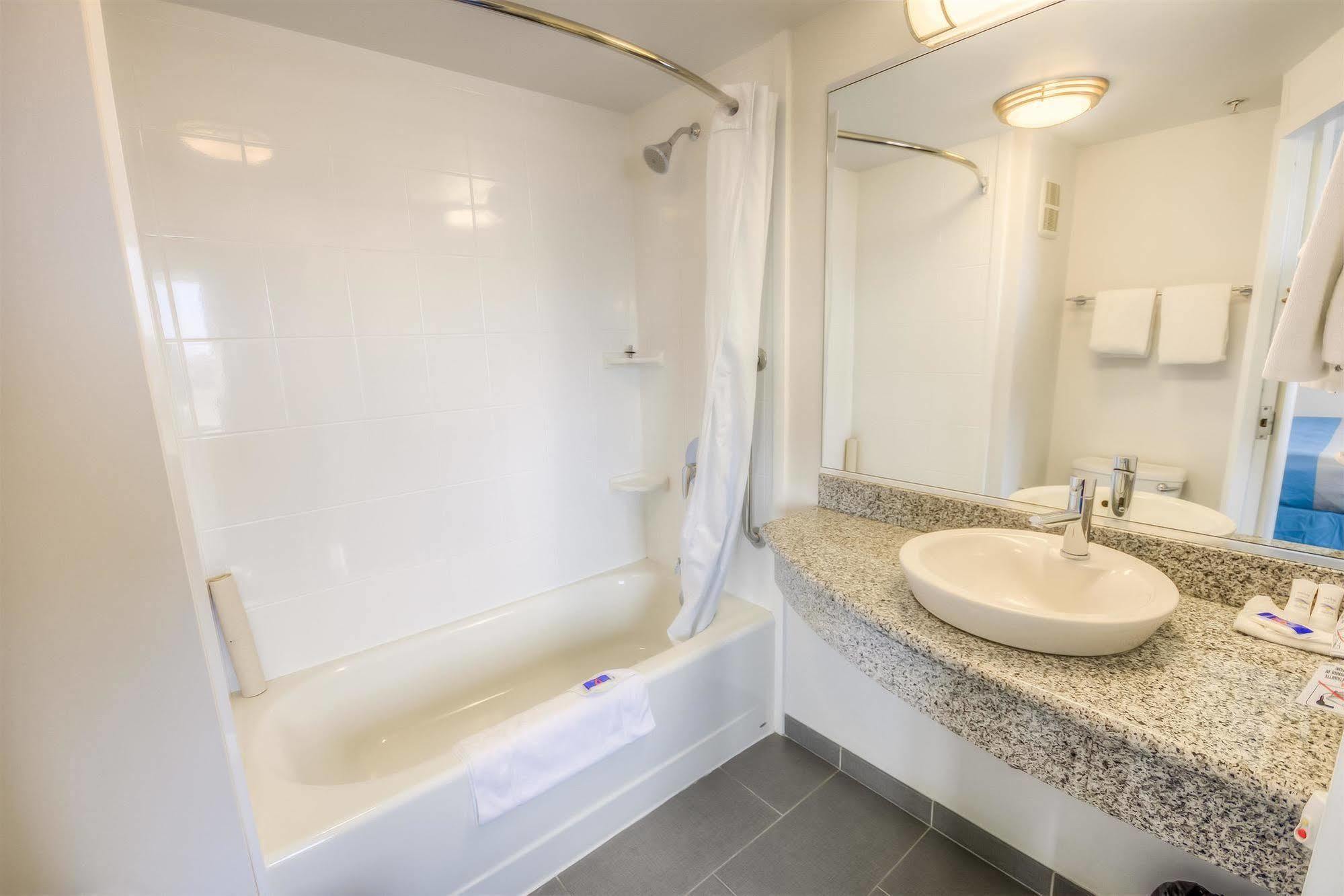 Motel 6-Estevan, Sk Exteriör bild
