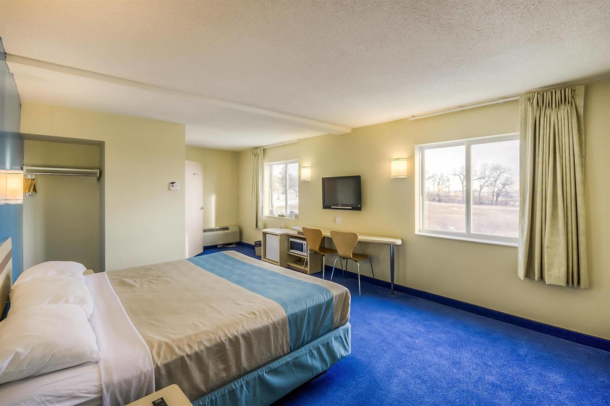 Motel 6-Estevan, Sk Exteriör bild